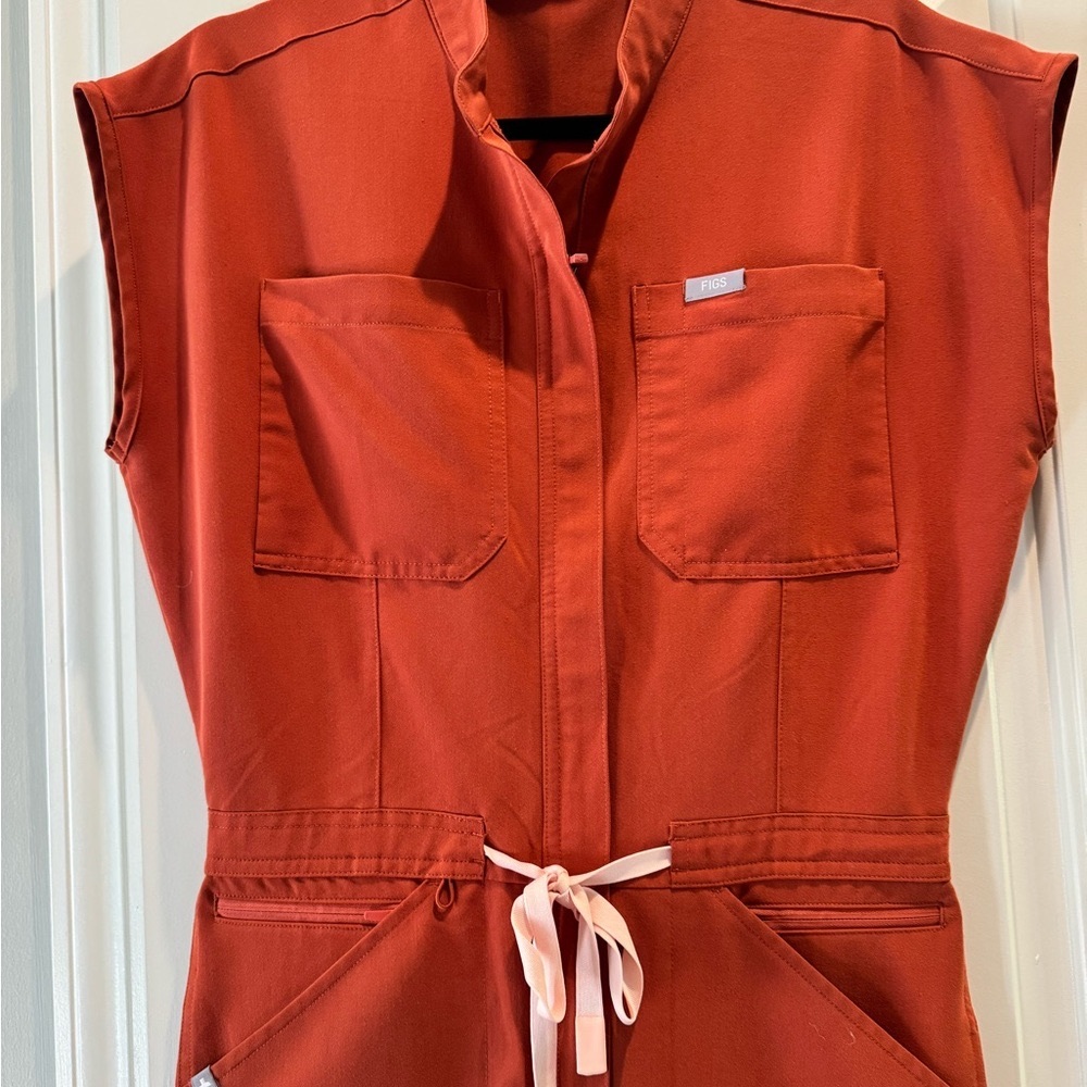Rafaela Cargo ScrubJumpsuit XS Petite.